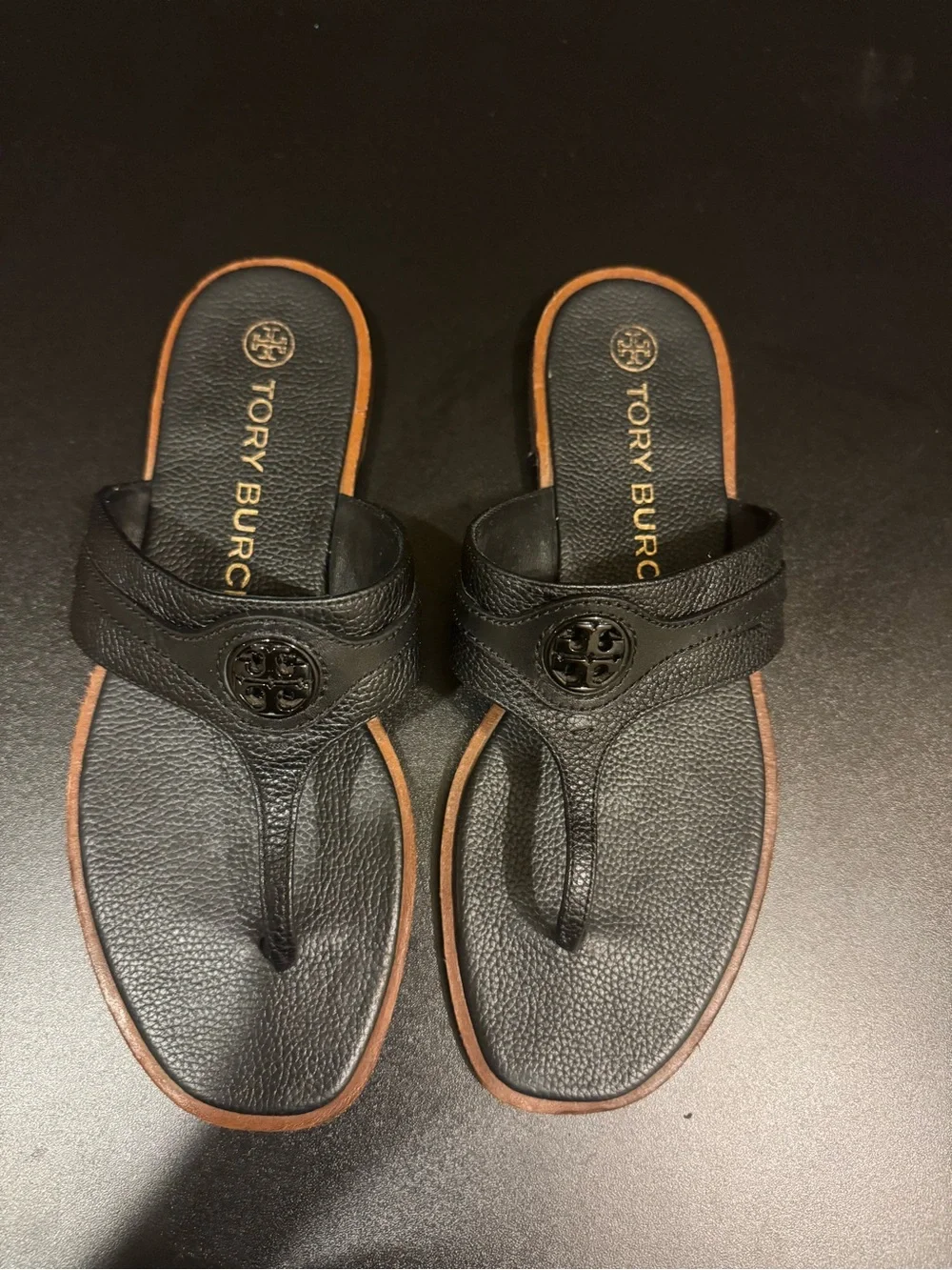 Tory Burch Carson Thong Welt Flat Sandals Leather Logo Black Size 8.5